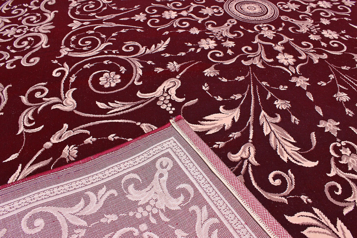 Синтетические ковры Imperia 8356 d.red